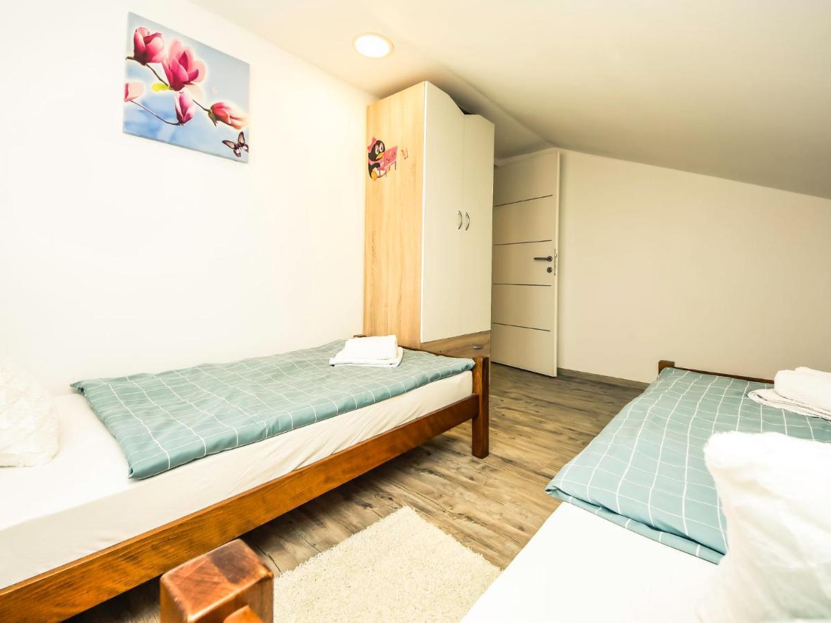 Apartment Matanovi Dvori-2 By Interhome วีร์ ภายนอก รูปภาพ